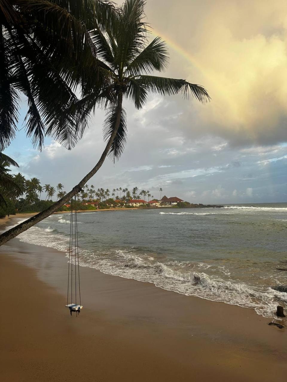 Coconut Palm Beach Restaurant And Rooms Диквелла Экстерьер фото