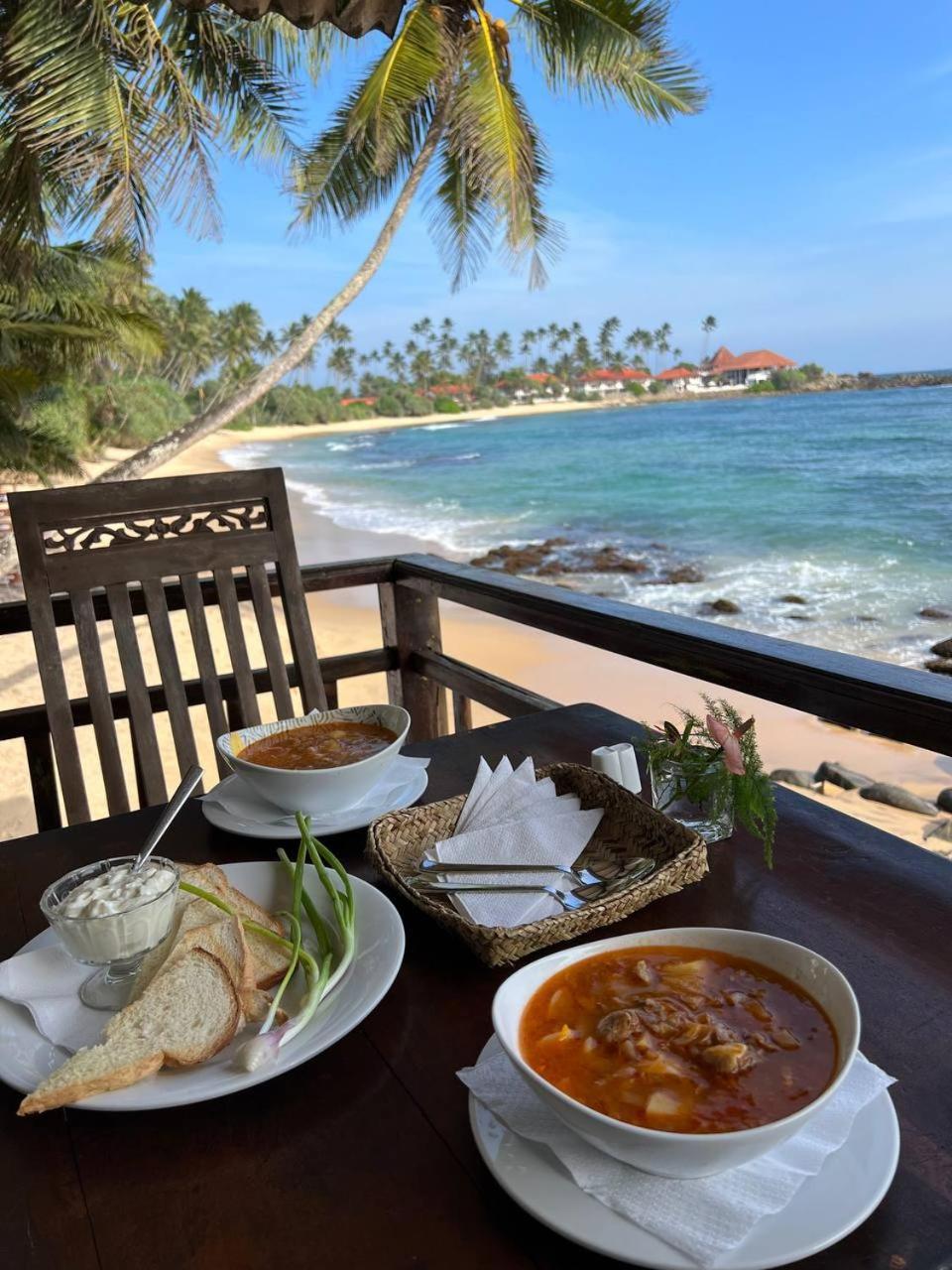 Coconut Palm Beach Restaurant And Rooms Диквелла Экстерьер фото