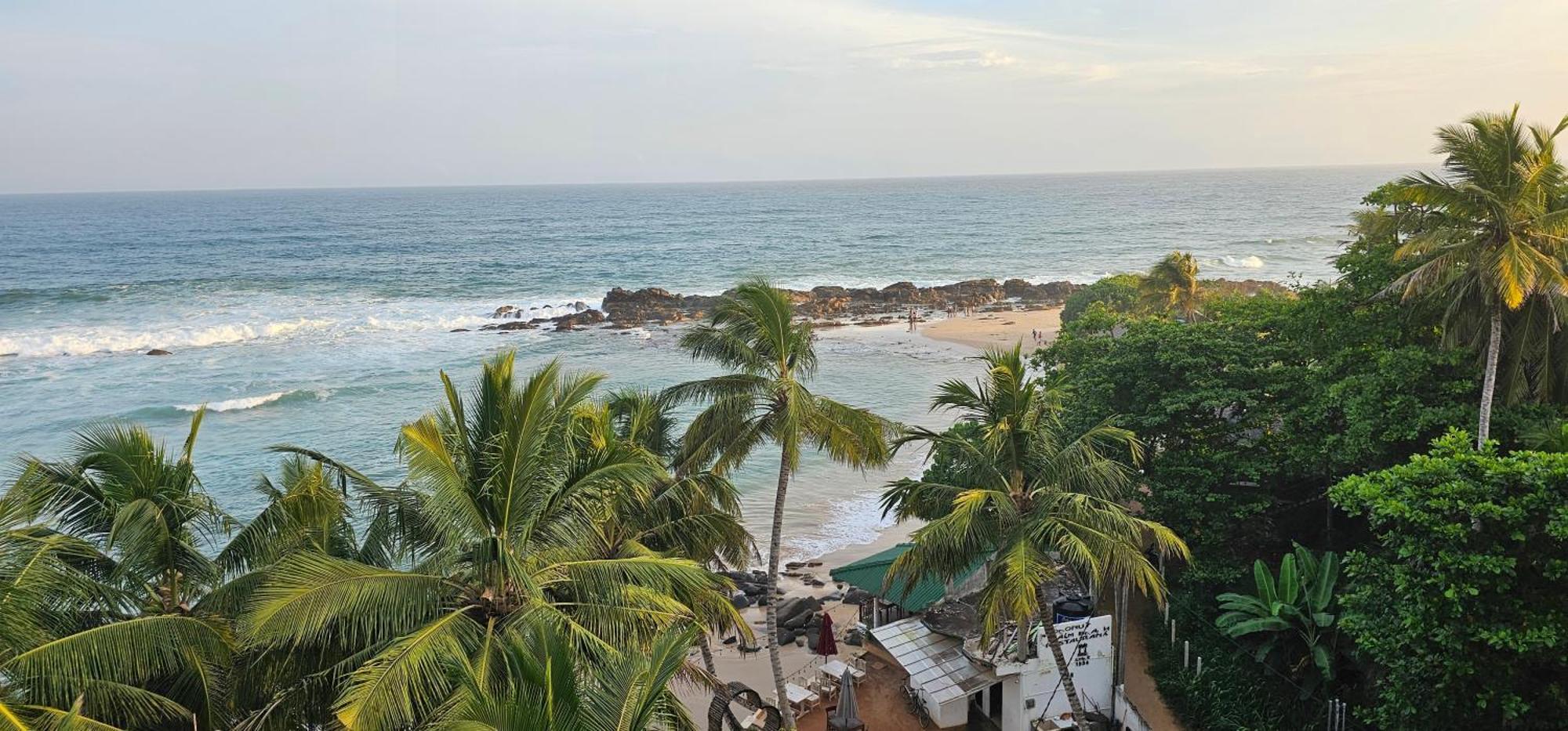 Coconut Palm Beach Restaurant And Rooms Диквелла Экстерьер фото